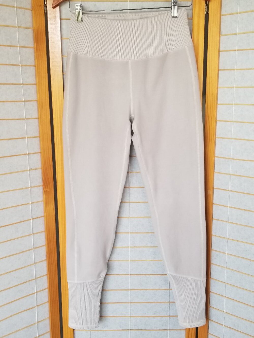 ALO Yoga High-Waist 7/8 Leggings Sueded Lounge Sandstone Wash Size Large